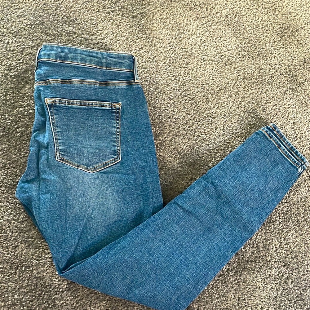 Millennial special! Plain Jane skinny jeans, size 30W30L from Topshop.